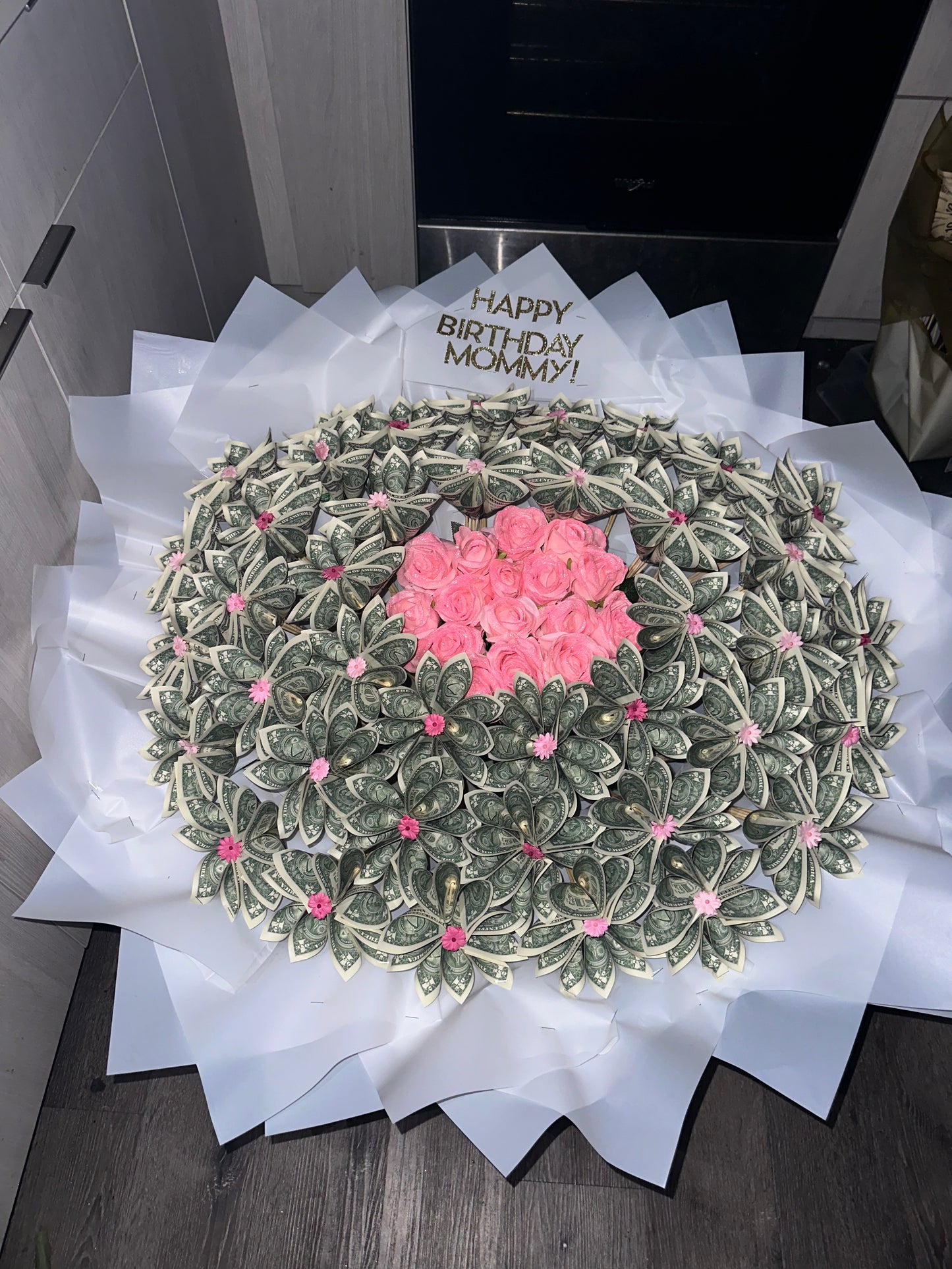 3D shape flowers w$200 ones đ¸
